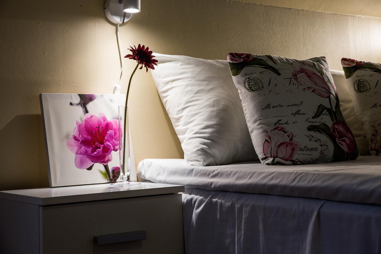 Grand Hotell Sauda Budget Exterior foto